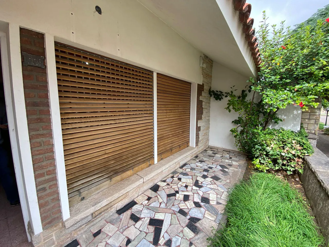 Casa en BELISARIO ROLDÁN al 1400