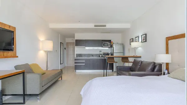 Departamento en AVENIDA DEL PUERTO 240 al 200
