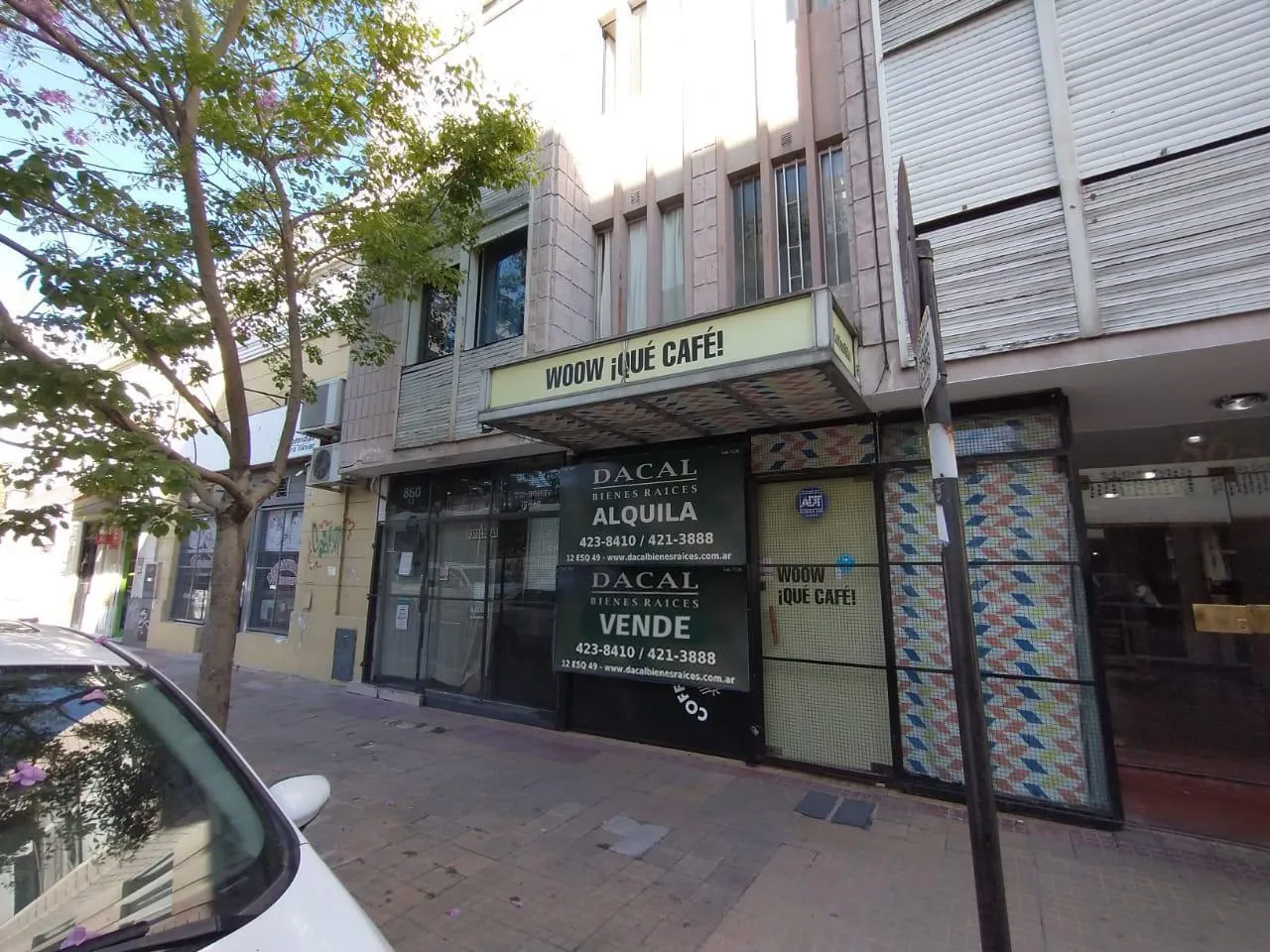 Local Comercial en 48 e/ 12 Y 13 AL 800