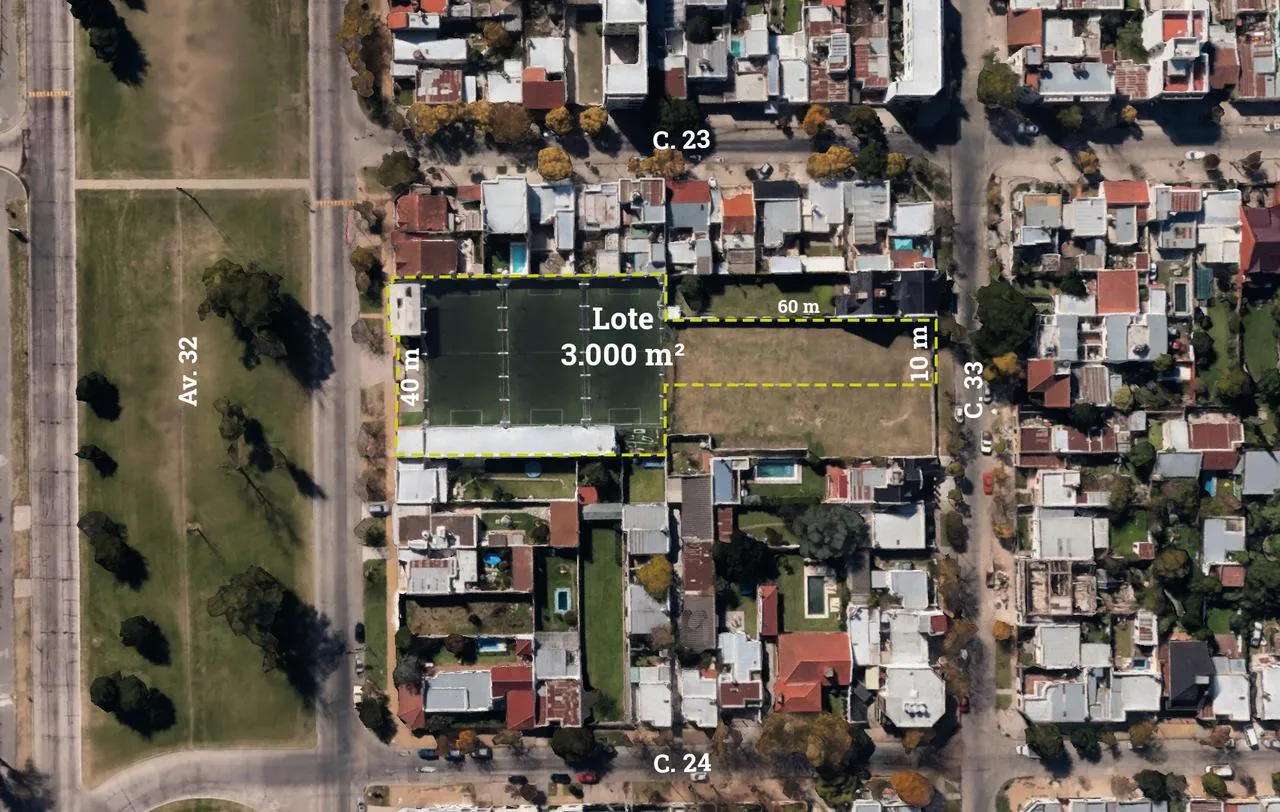 Terreno en 32 e/ 23 y 24