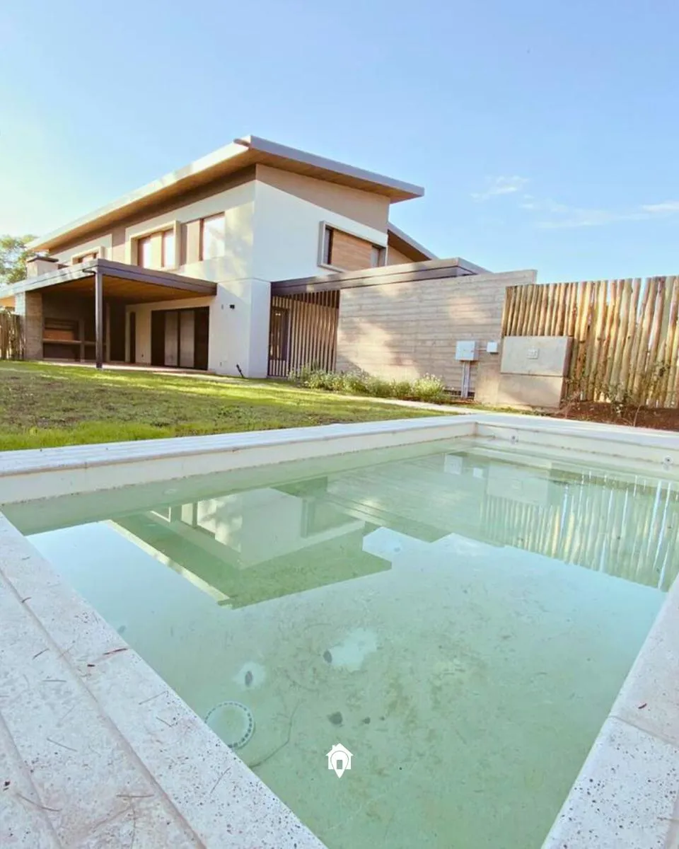 Casa en Casa en San Lorenzo Chico - Casas del Bosque