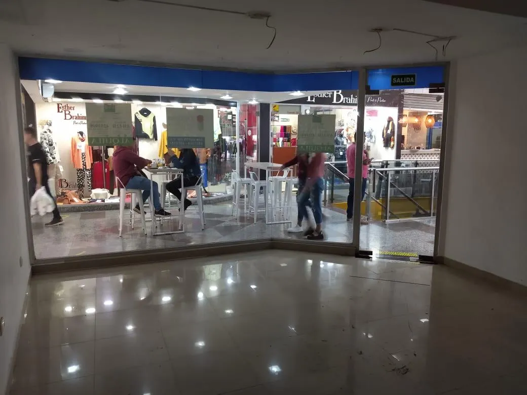 Local Comercial en Galería San Martín