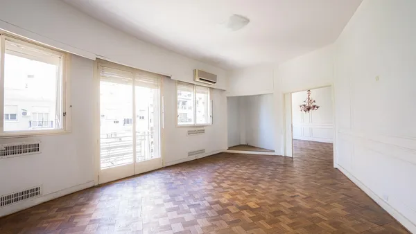 Departamento en Av Callao esquina Melo