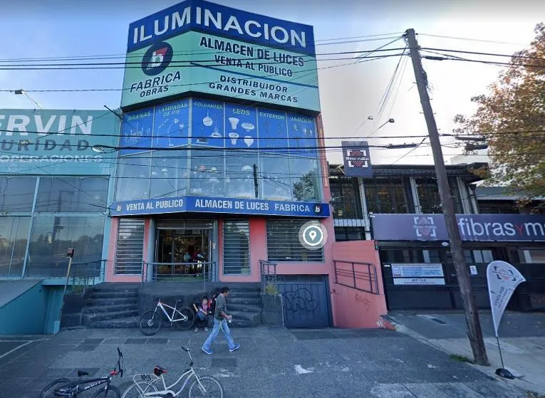 Local Comercial en echeverria 1808