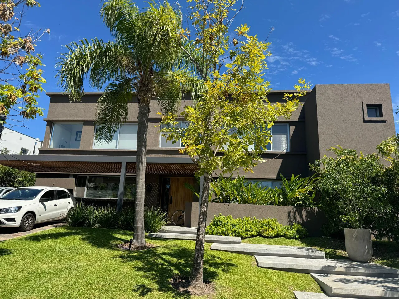 Casa en CASTORES 1 al 100