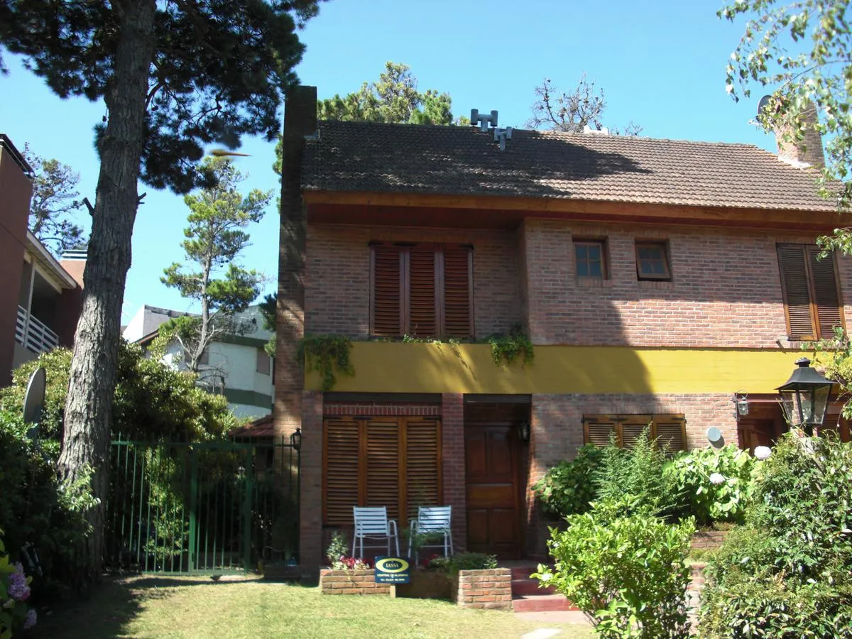 Departamento en Martin Pescador al 1000