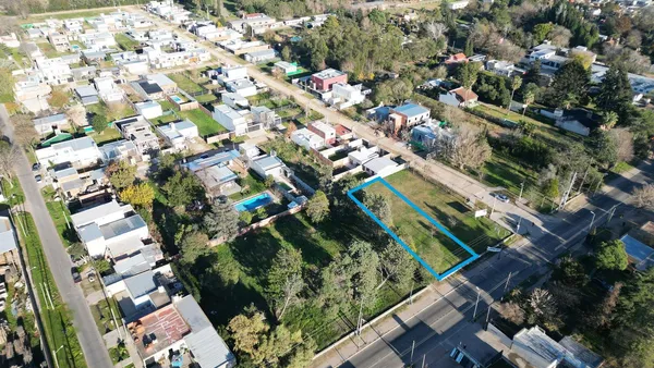 Terreno en 7y602 Bis (La Aurora) PH M.76-L.1A (UF.9)