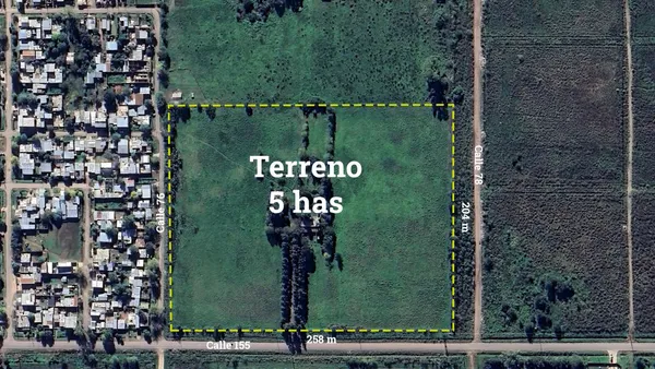 Terreno en 155 e/ 76 y 78 s/n