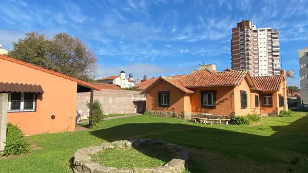 Casa en Venta Chalet Calle 16 al 500
