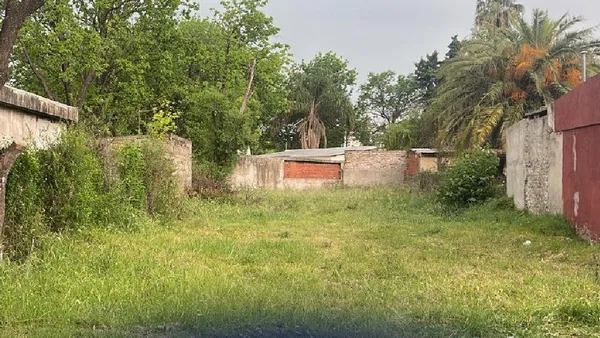 Terreno en Varela al 1800