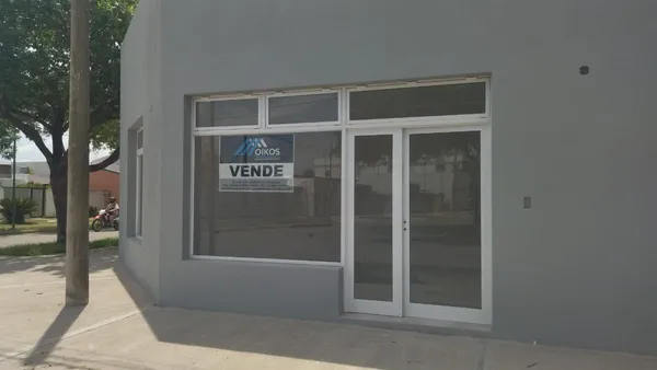 Local Comercial en Aconcagua al 800
