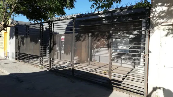 Casa en EN VENTA- CASA 3 DORMIORIOS, IGNACIO RIVAS 682 NEUQUÉN.