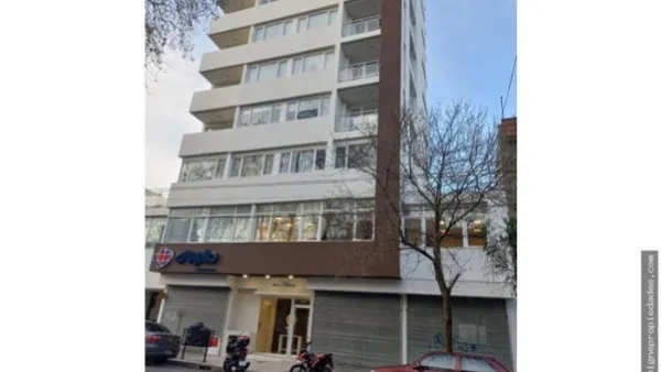 Local Comercial en rawson y tucumán
