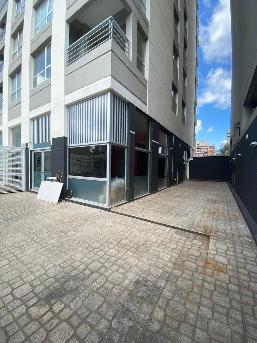 Local Comercial en Maestro Angel Delia al 1000