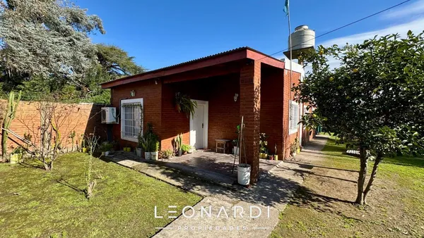 Casa en Sanguinetti 894