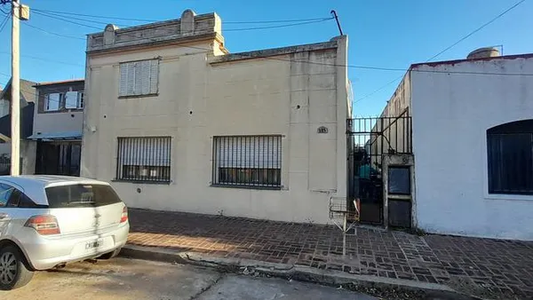 Casa en Vieytes al 100