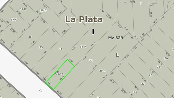 Terreno en 14 e/ 44 y 45 N 620