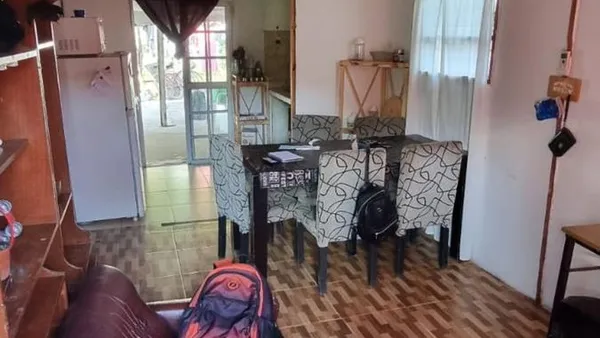 Casa en luis sanz peña y jose hernandez