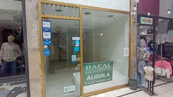 Local Comercial en 49 e/ 8 y 9 (Galería del sol) Local 14
