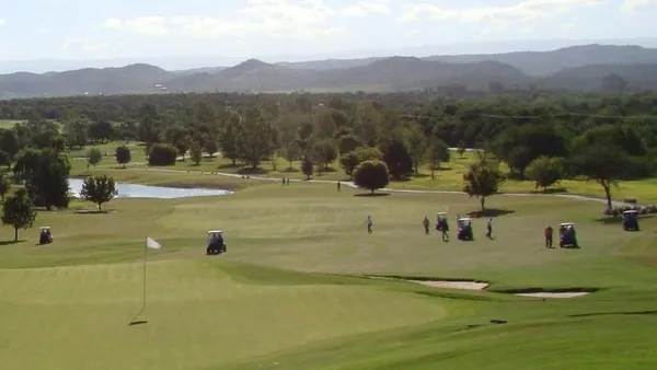 Departamento en Valle del Golf unidad 1ºB