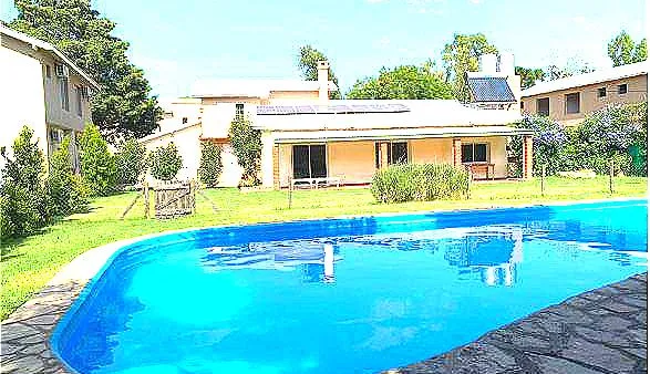 Casa en Duplex departamento en venta en Pilar