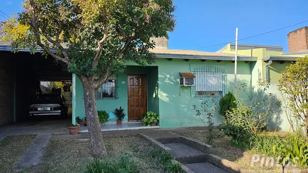Casa en Remedios de Escalada N° 1674