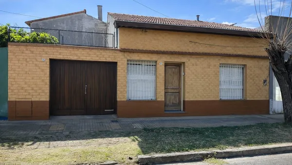 Casa en peru 900