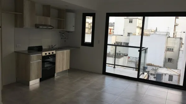 Departamento en Brown al 2500