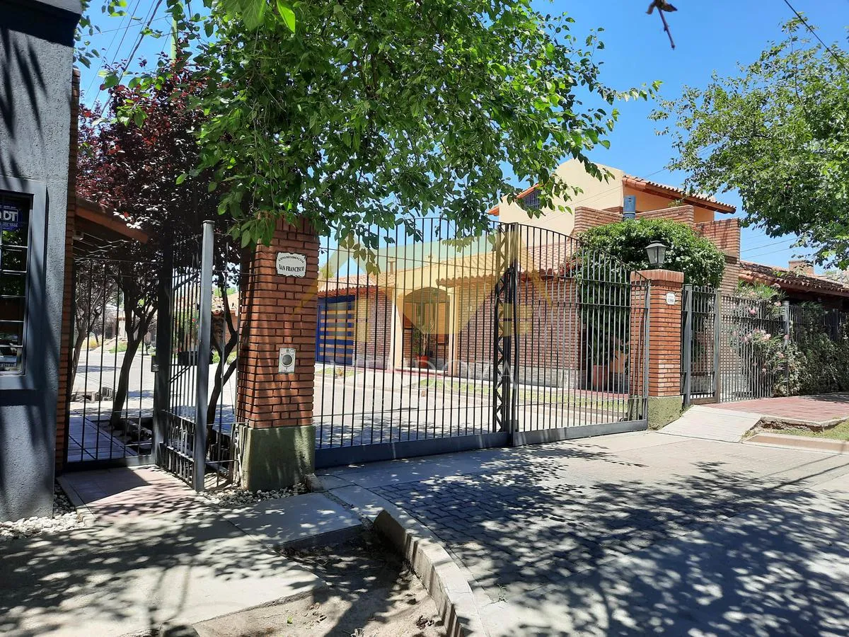 Casa en ZAPIOLA