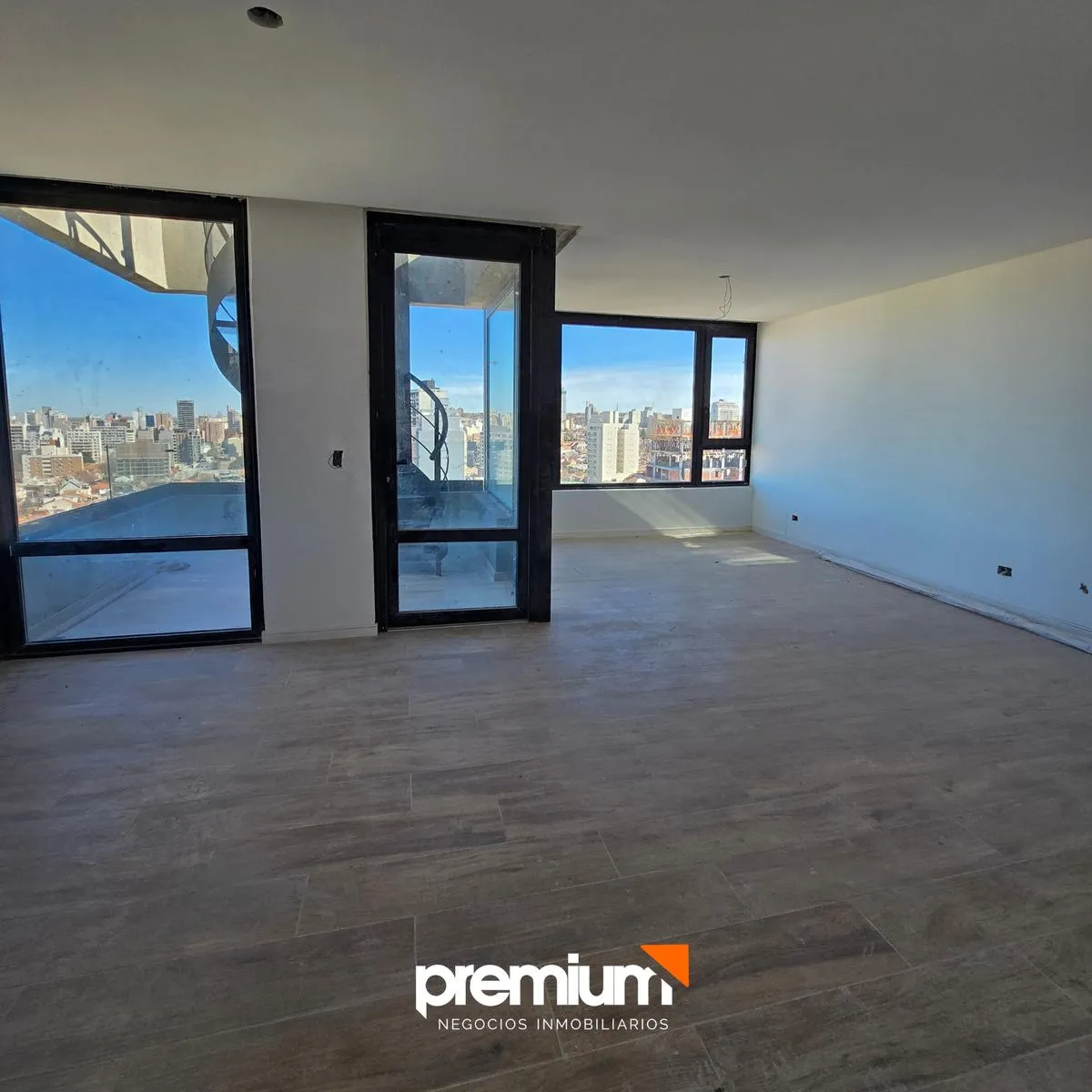 Departamento en VENTA – Departamento 3 dormitorios – Piso 15 B – Torre 1 Av Pica. de San Juan– Neuquén Capita