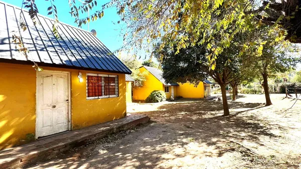 Casa en COMPLEJO DE 4 CABAÑAS EN SAN ROQUE CON AMPLIO PARQUE