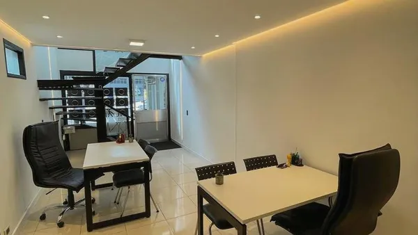 Local Comercial en DIAGONAL ALBERDI al 2300