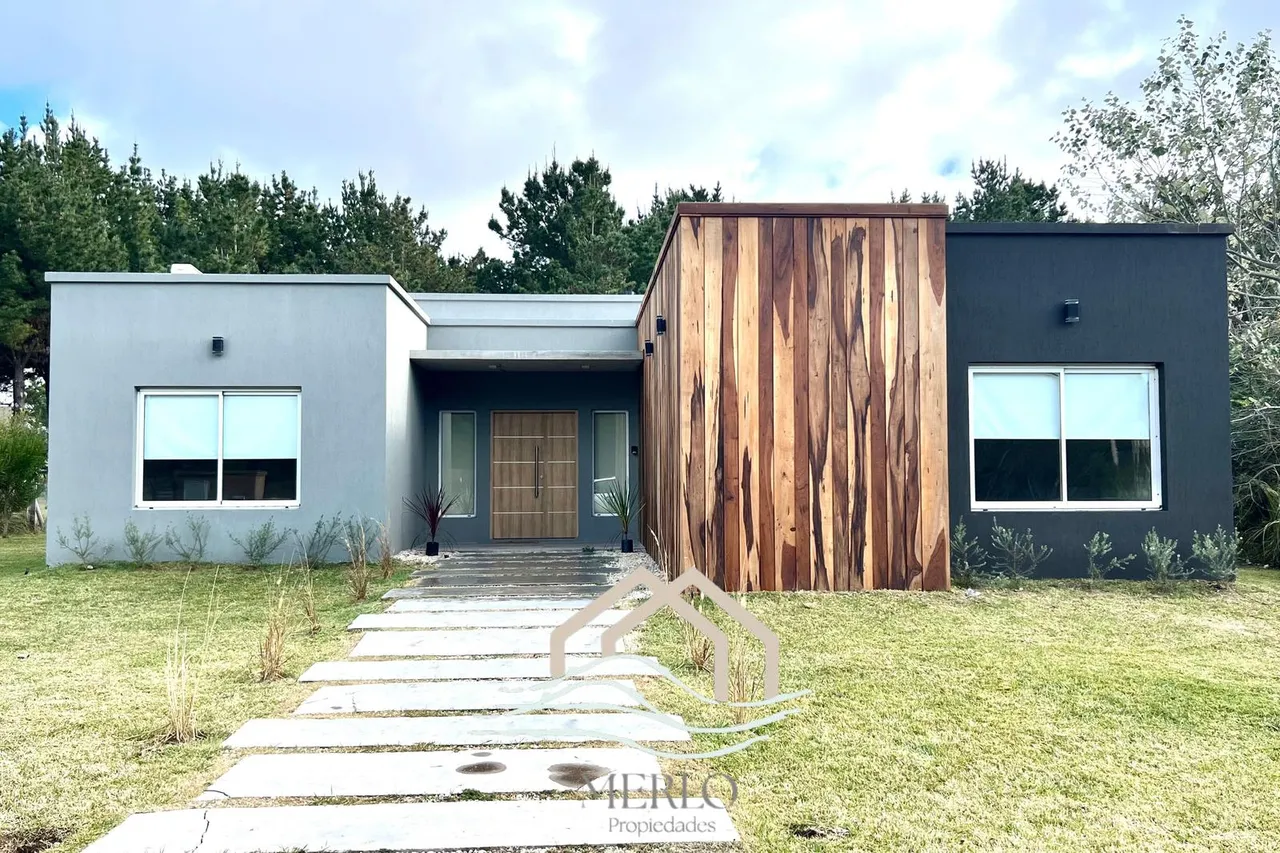 Casa en Residencial I al 200