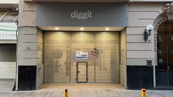 Local Comercial en Rivadavia 86