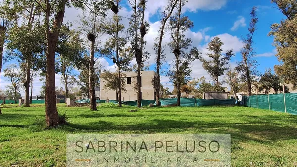 Terreno en Av. Gral. San Martín 9075