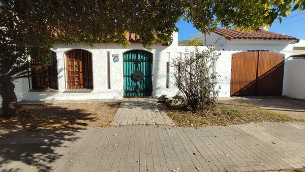 Casa en La posta al 3300
