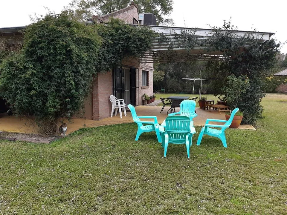 Casa en 551 Y 619