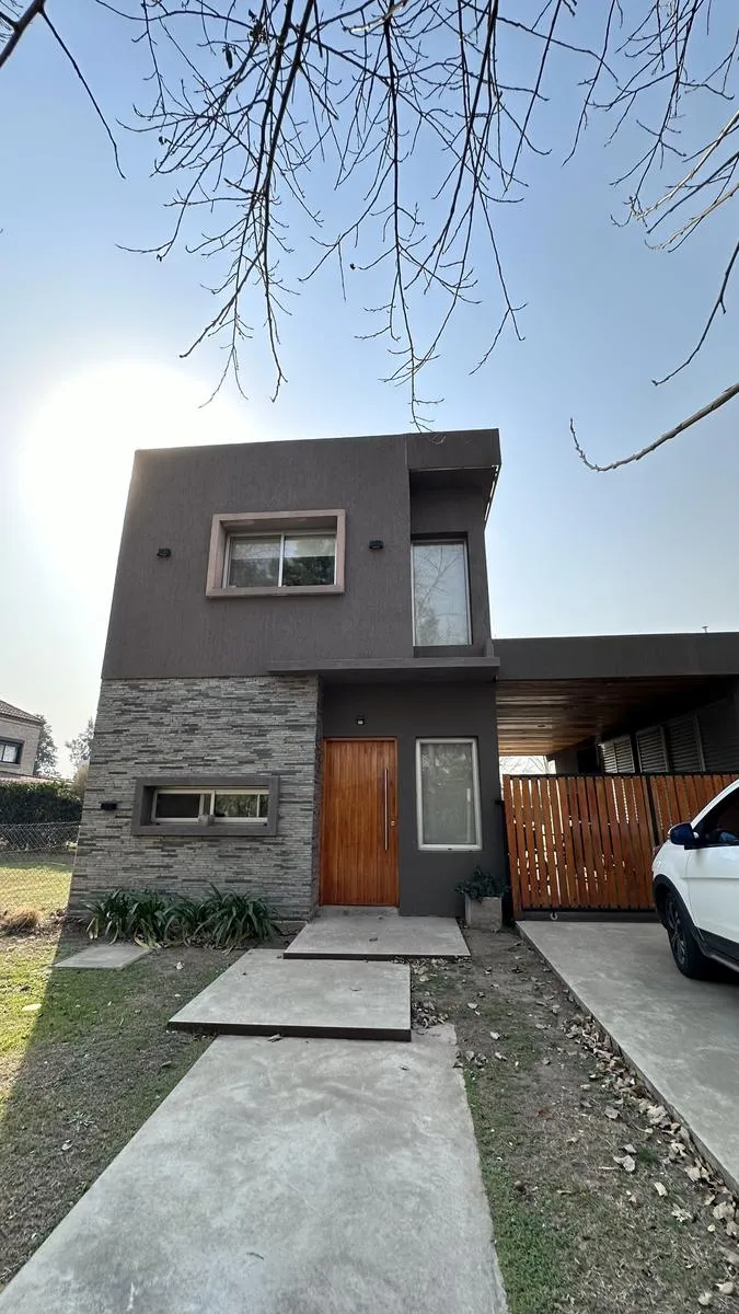 Casa en Casa 3 dormitorios en Venta - Barrio Privado "Los Pasos Country - Barrios del Jockey" - Fisherton