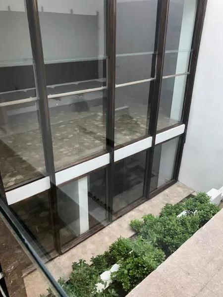 Local Comercial en Diagonal 74 Nº 1335 entre 8y9