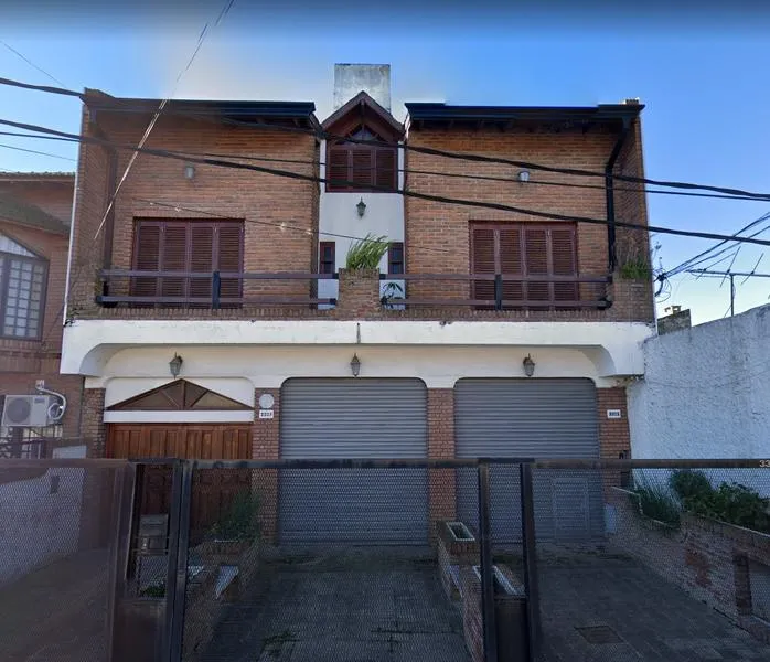 Casa en calle 10 entre 501 y 502
