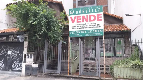 Terreno en COLON al 2200