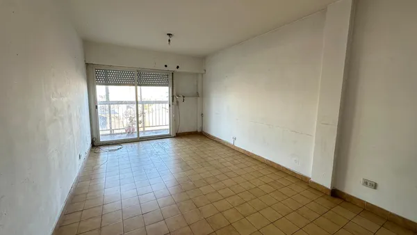 Departamento en Av. La Plata al 1900