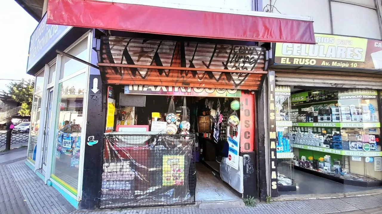 Local Comercial en Av Maipú 8
