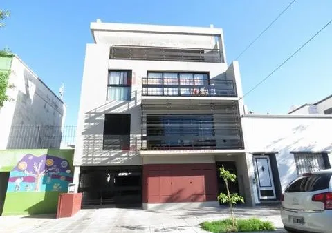 Departamento en José Pascual Tamborni al 3900