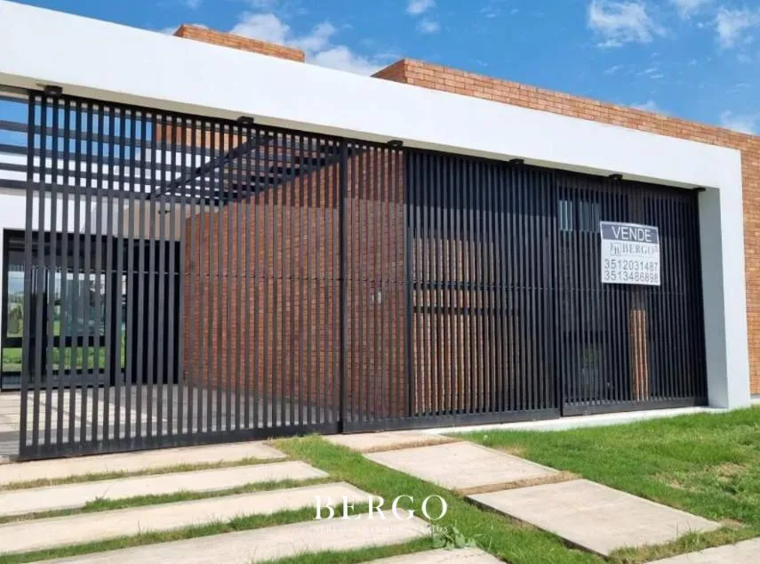 Casa en VENTA - CASA 3DORMITORIOS 3 BAÑOS PLANTA BAJA A ESTRENAR - TEJAS IV