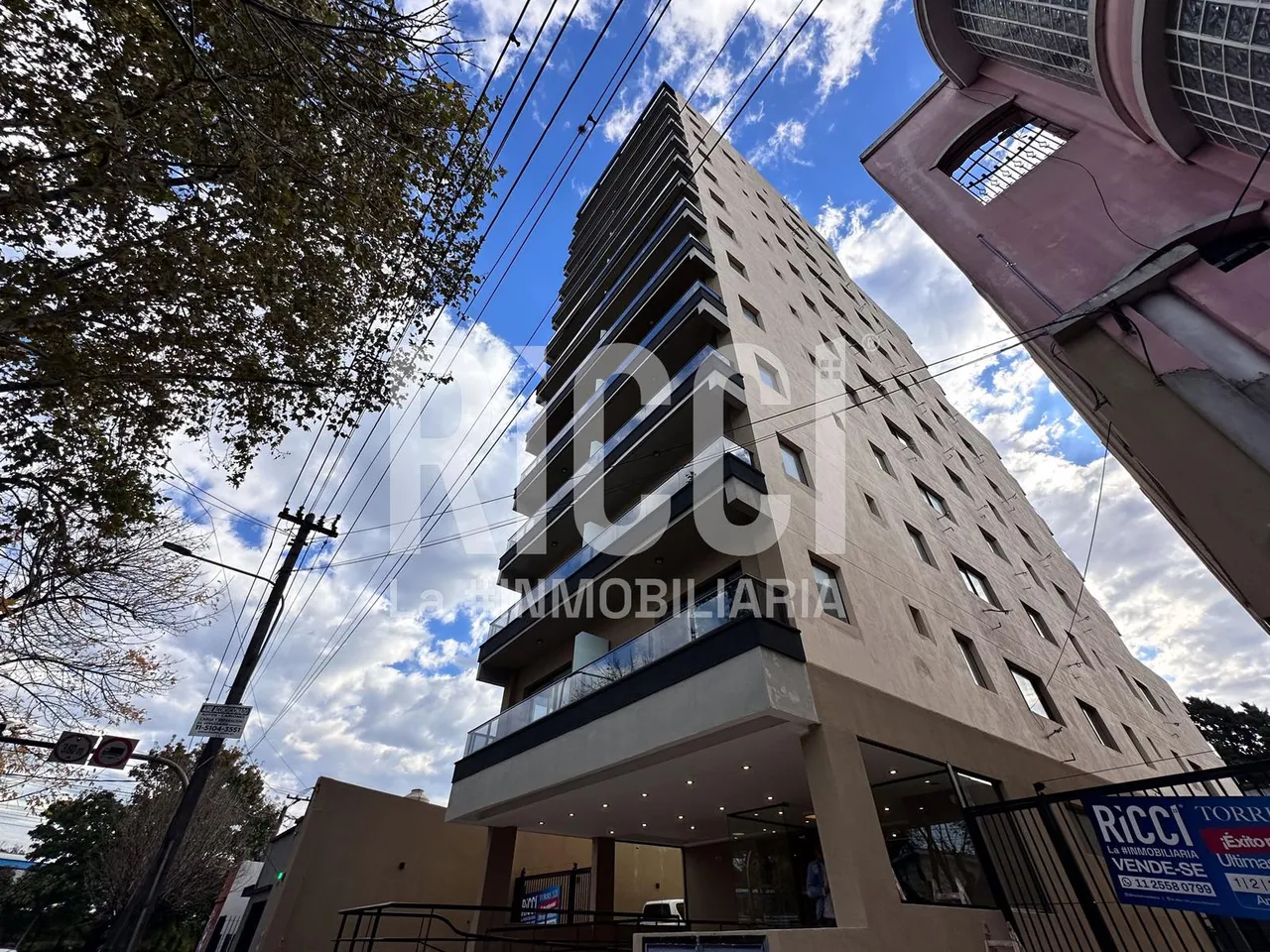 Departamento en Departamento en Venta, 3 ambientes Berazategui Centro Financiación