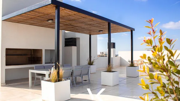Departamento en Cazón al 600