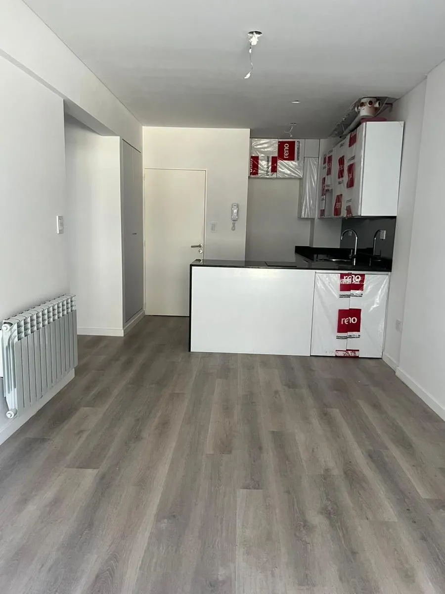 Departamento en San Juan al 1400