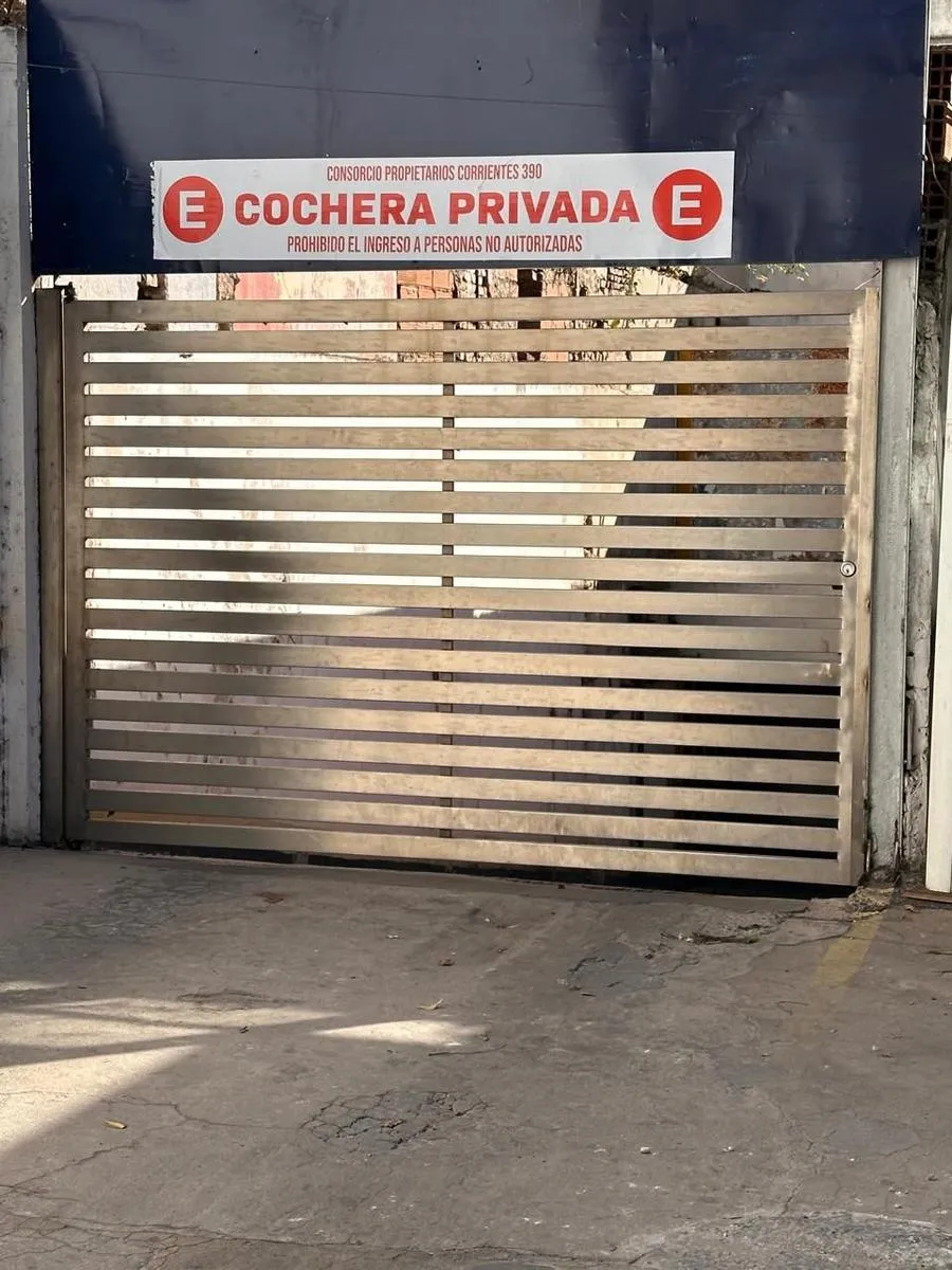 Cochera en Corrientes al 300