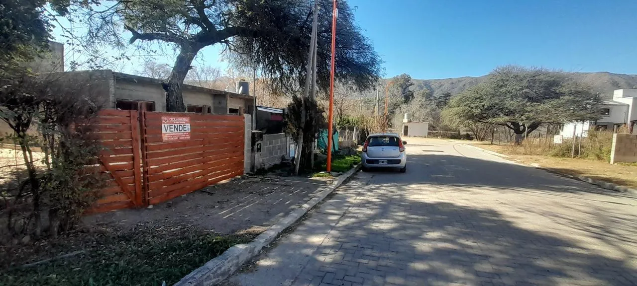 Casa en A REFACCIONAR A 2 CUADRAS DE LA RUTA Y 30 M DEL RIO